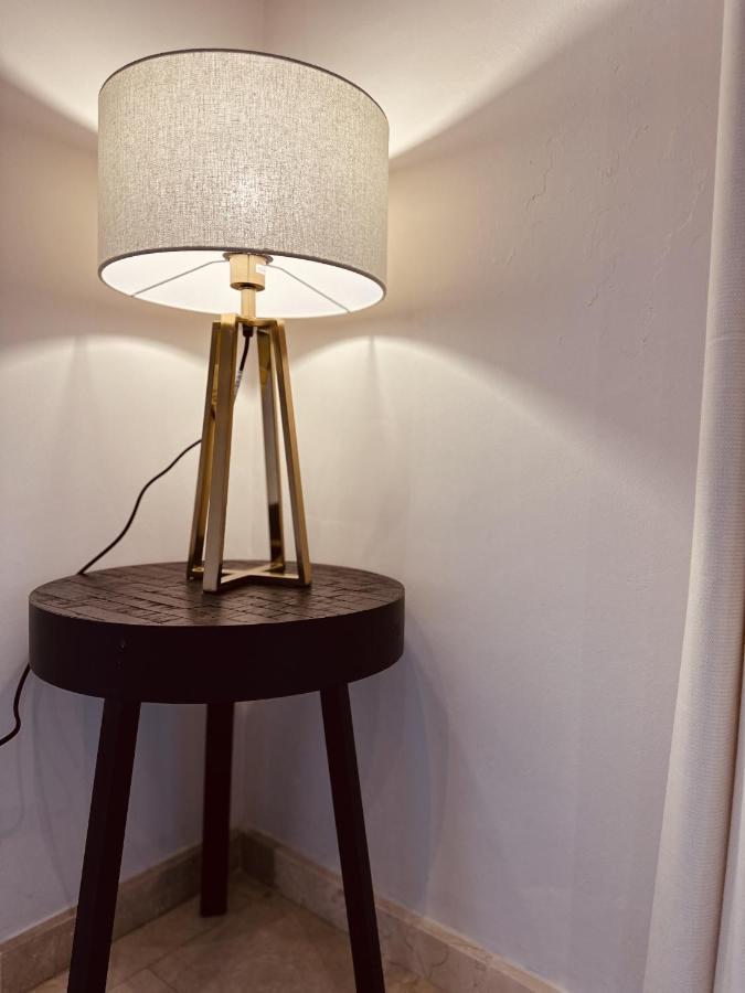 Urbe10 Pries Suite Malaga Luaran gambar