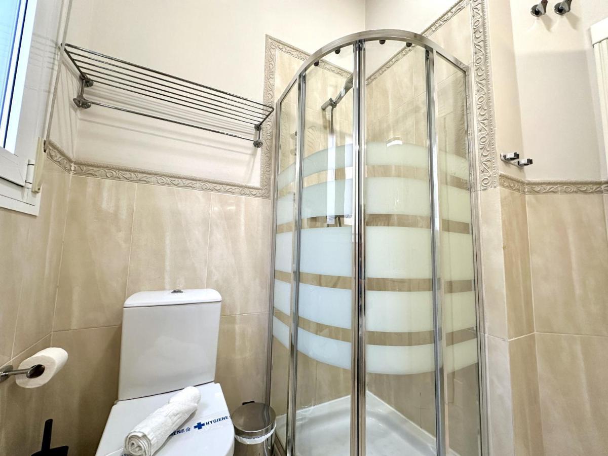 Urbe10 Pries Suite Malaga Luaran gambar