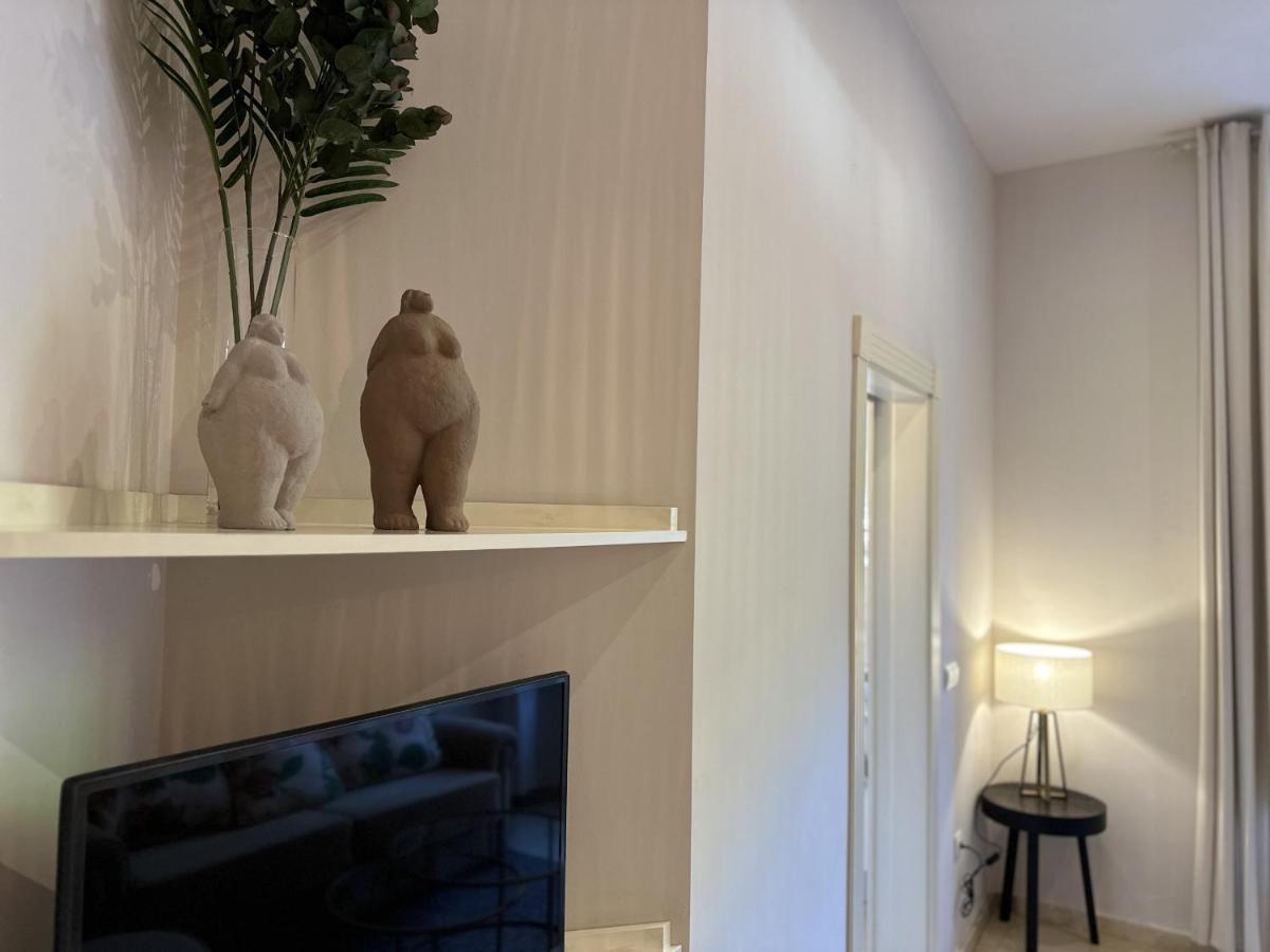 Urbe10 Pries Suite Malaga Luaran gambar