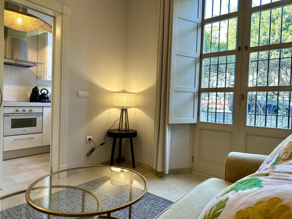 Urbe10 Pries Suite Malaga Luaran gambar