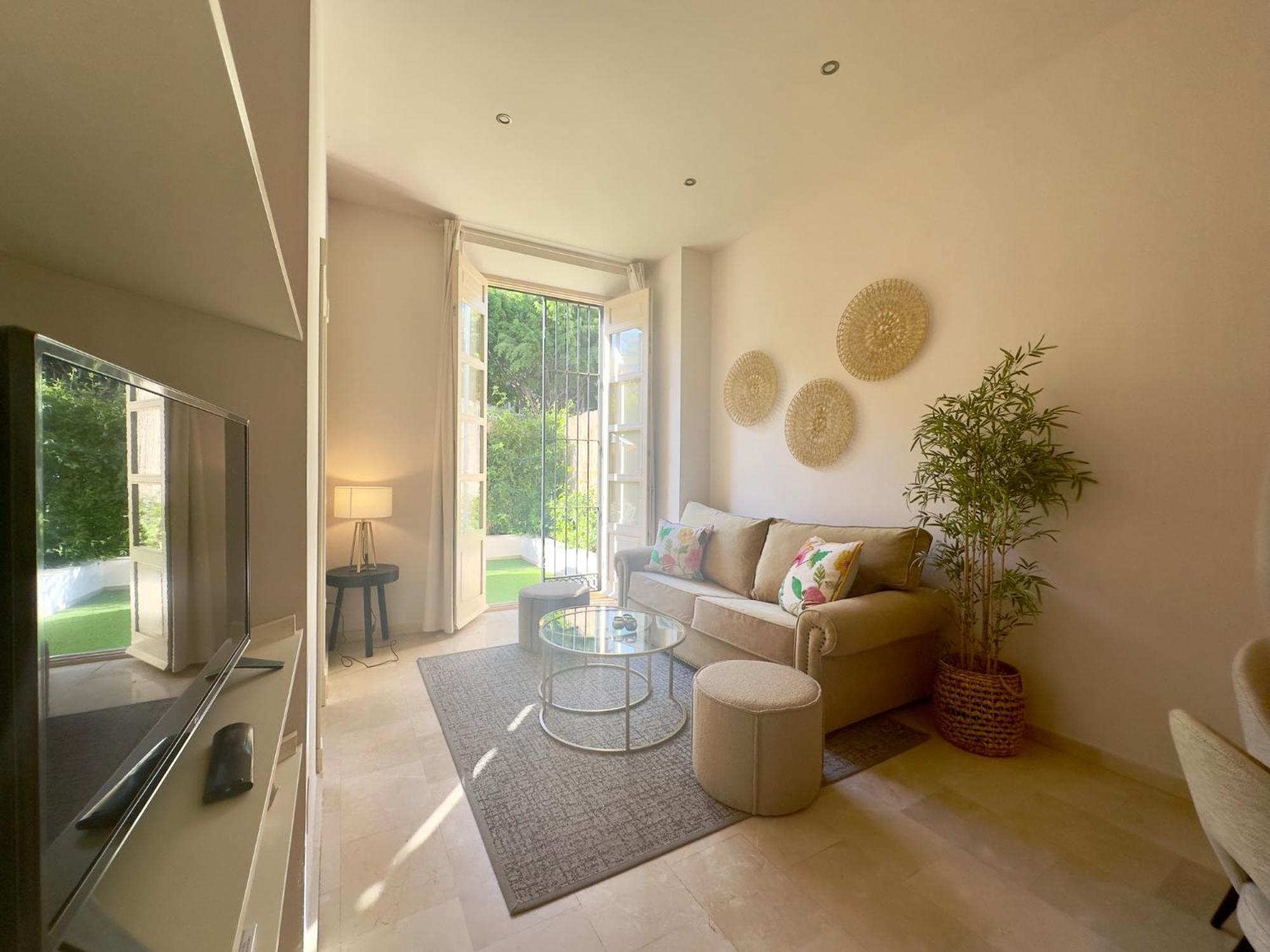 Urbe10 Pries Suite Malaga Luaran gambar